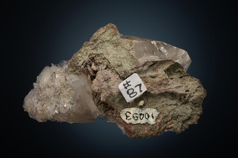 FLUORAPOPHYLLITE on CALCITE